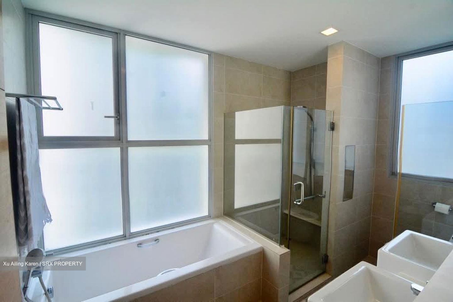 The Esta (D15), Condominium #573495191